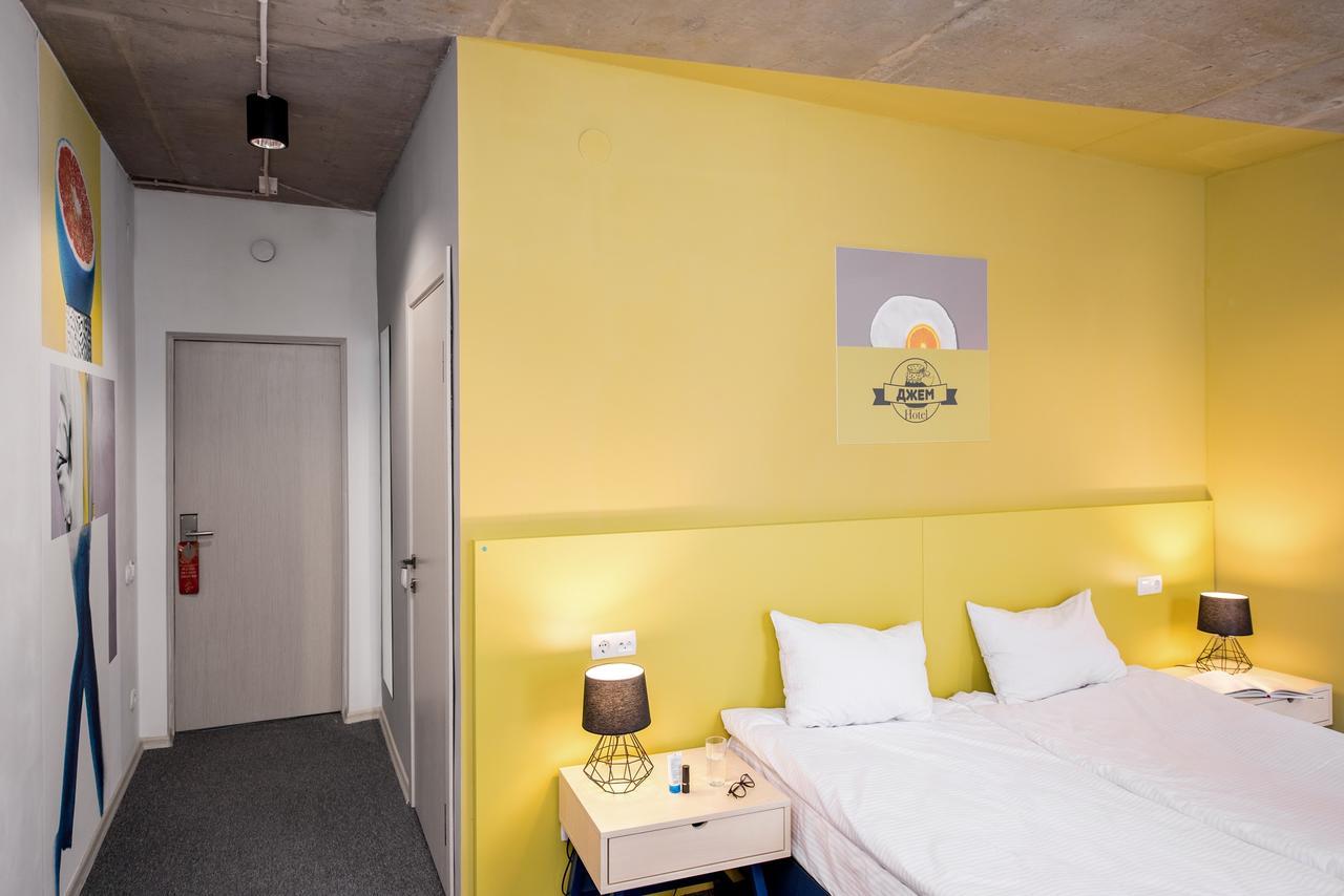 Jam Hotel Hnatyuka リヴィウ エクステリア 写真
