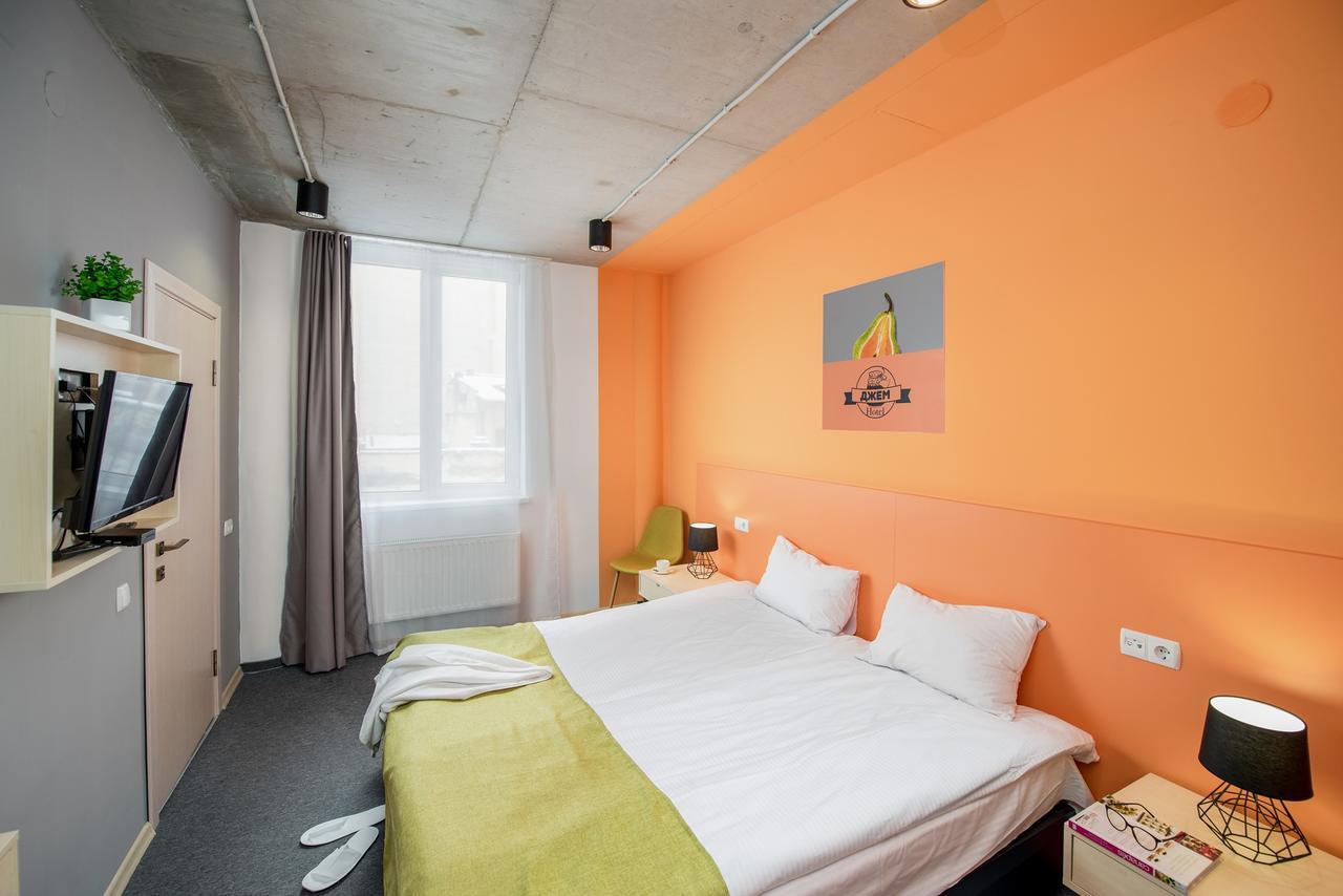 Jam Hotel Hnatyuka リヴィウ エクステリア 写真