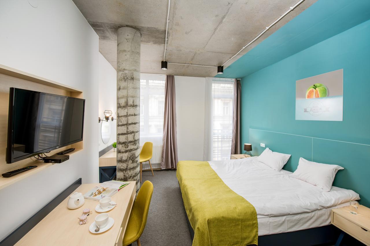 Jam Hotel Hnatyuka リヴィウ エクステリア 写真