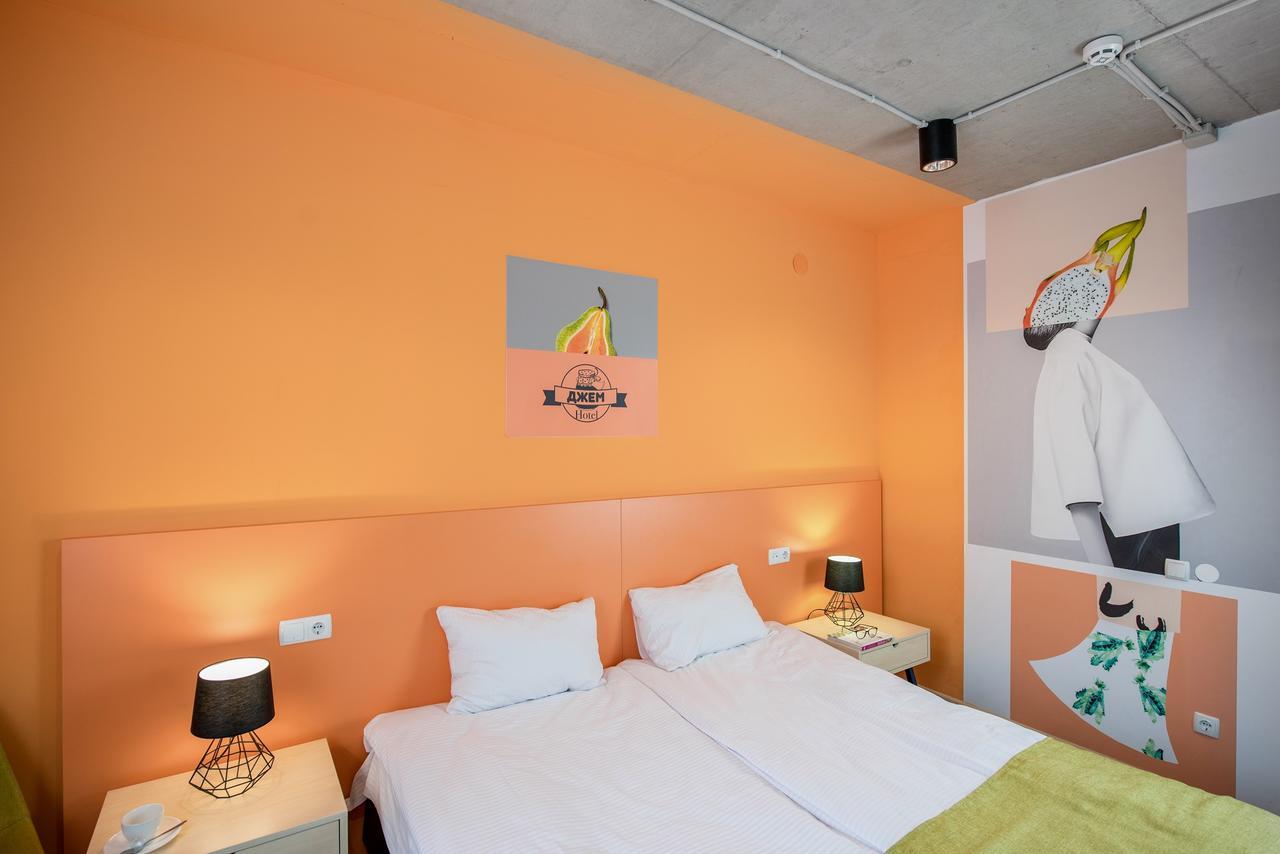 Jam Hotel Hnatyuka リヴィウ エクステリア 写真