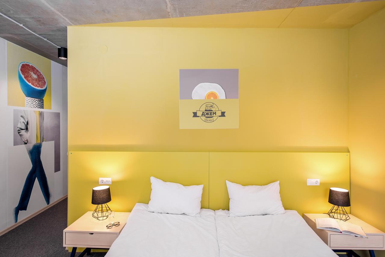 Jam Hotel Hnatyuka リヴィウ エクステリア 写真